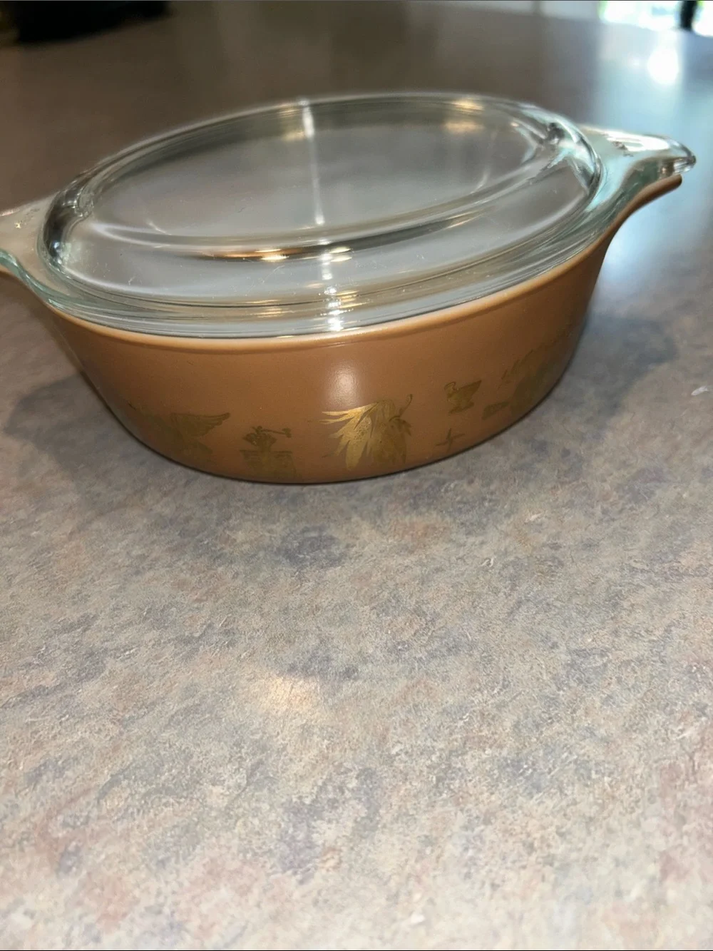 Vintage Pyrex Brown Gold-Accent Casserole with Clear Glass Lid. Early American